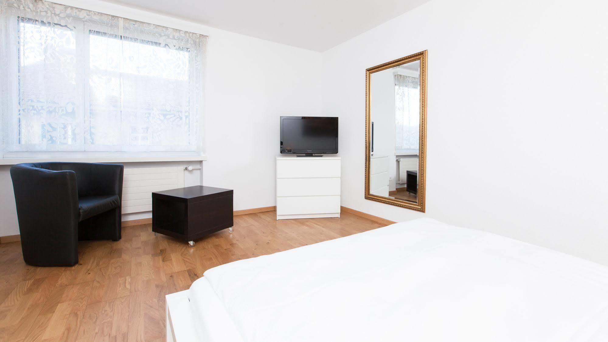 Swiss Star Apartments - Contactless Self Check-In Zürich Eksteriør billede
